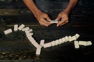 Neurosis encompasses a variety of psychological conditions that, while distressing, do not lead to a total detachment from reality.(Ron Lach/ Pexels)